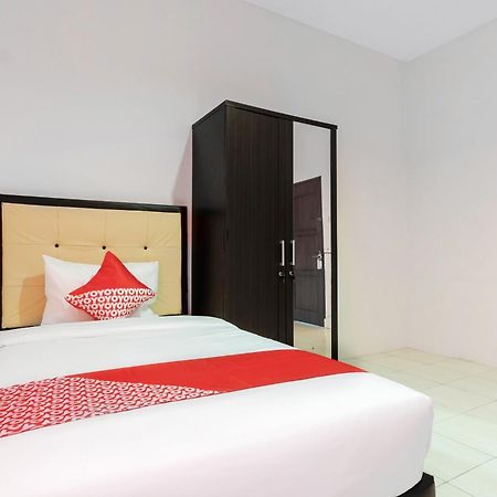Oyo 622 Bakti Homestay Medan Bagian luar foto