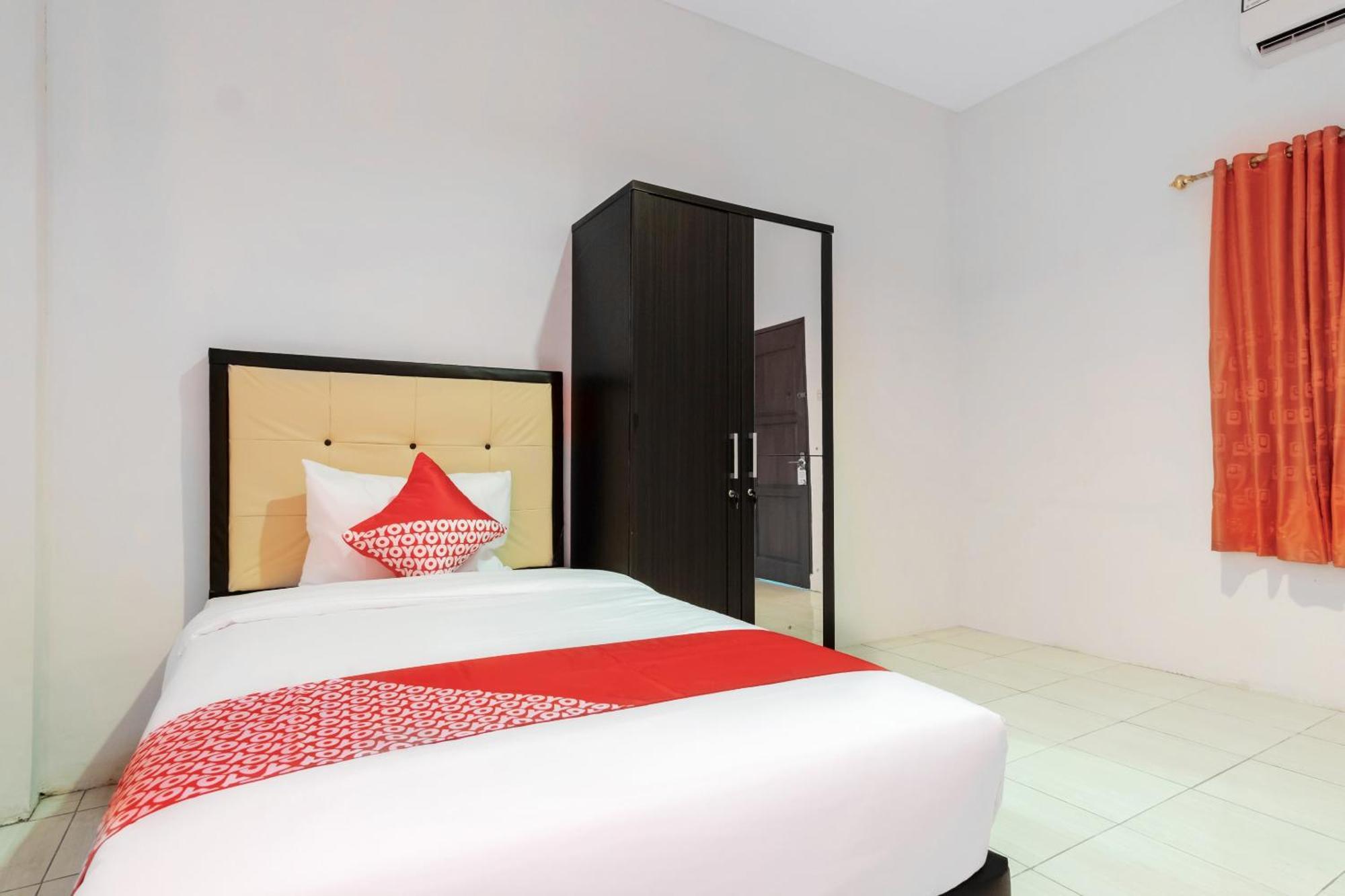 Oyo 622 Bakti Homestay Medan Bagian luar foto