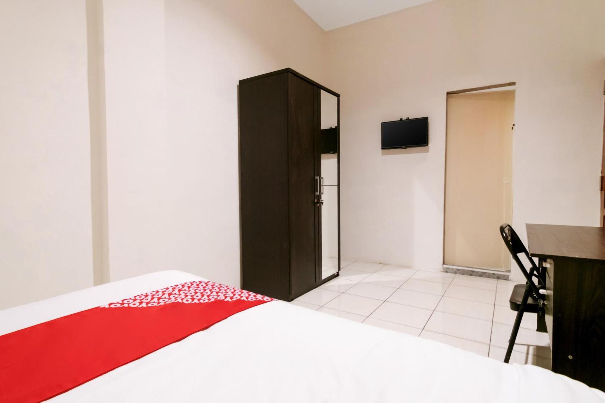 Oyo 622 Bakti Homestay Medan Bagian luar foto