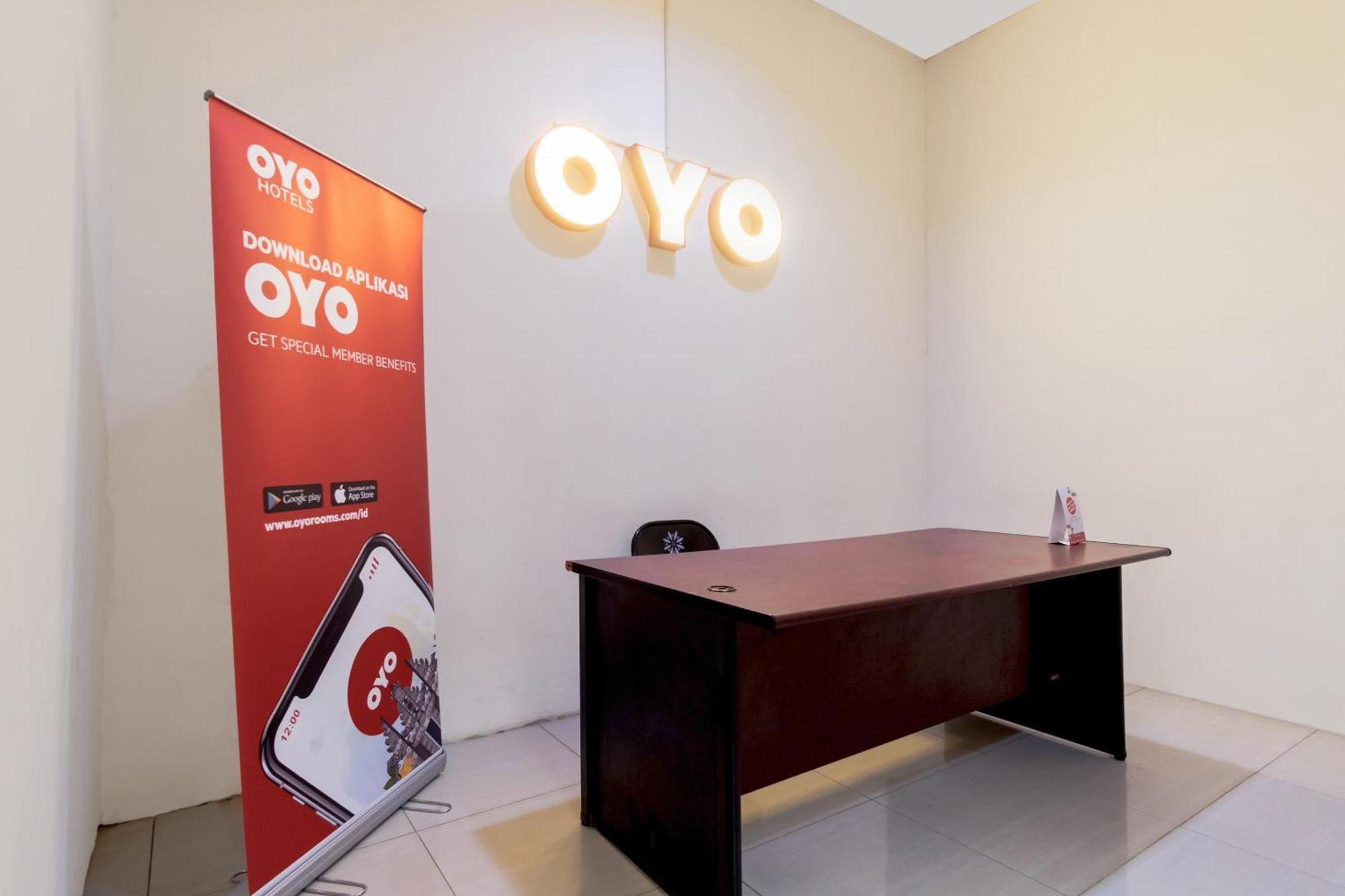 Oyo 622 Bakti Homestay Medan Bagian luar foto