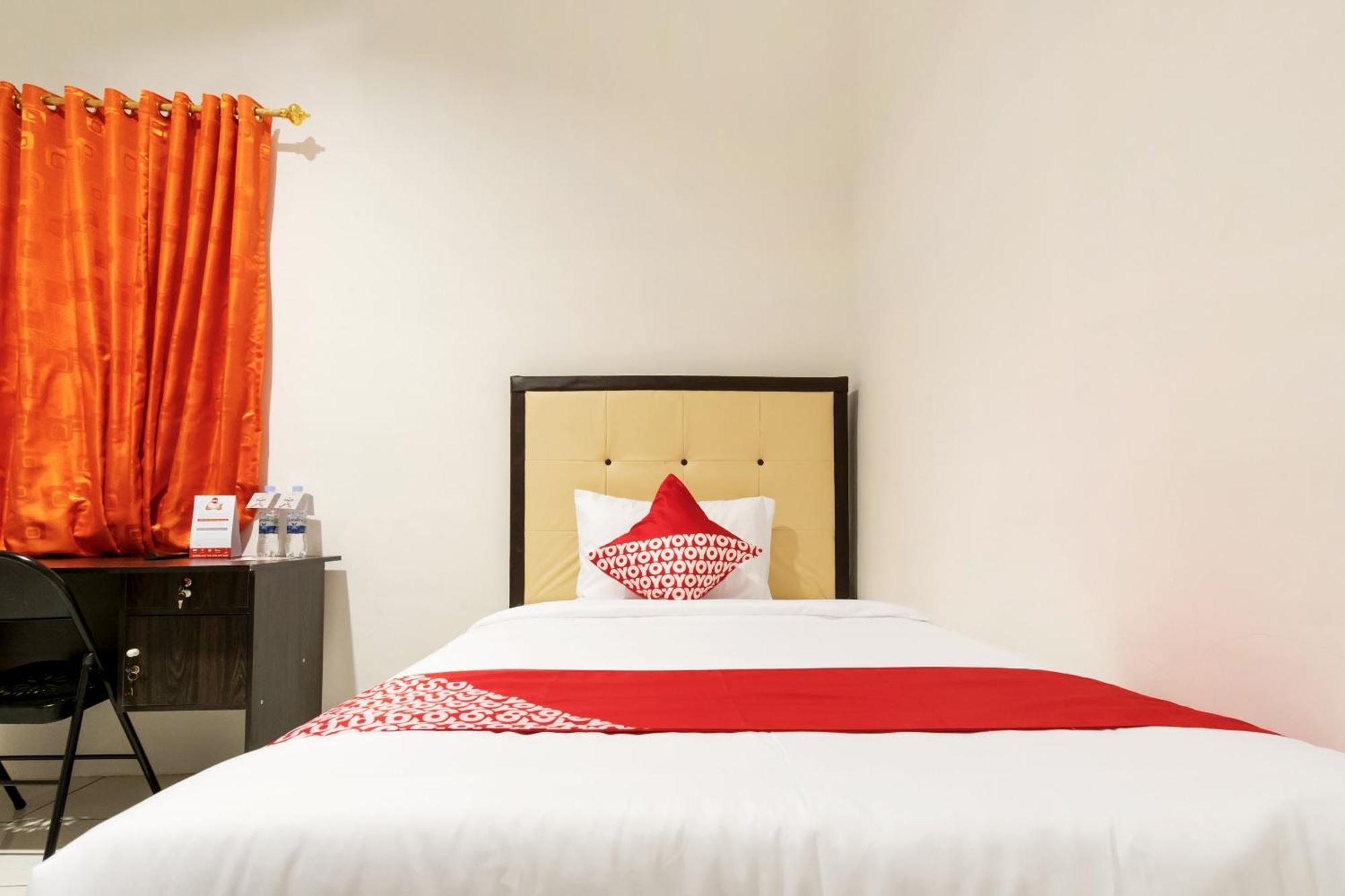 Oyo 622 Bakti Homestay Medan Bagian luar foto