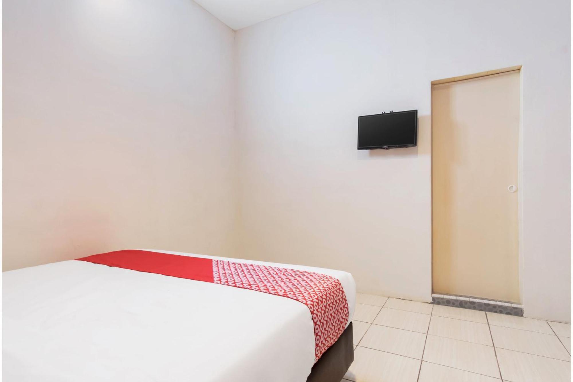 Oyo 622 Bakti Homestay Medan Bagian luar foto