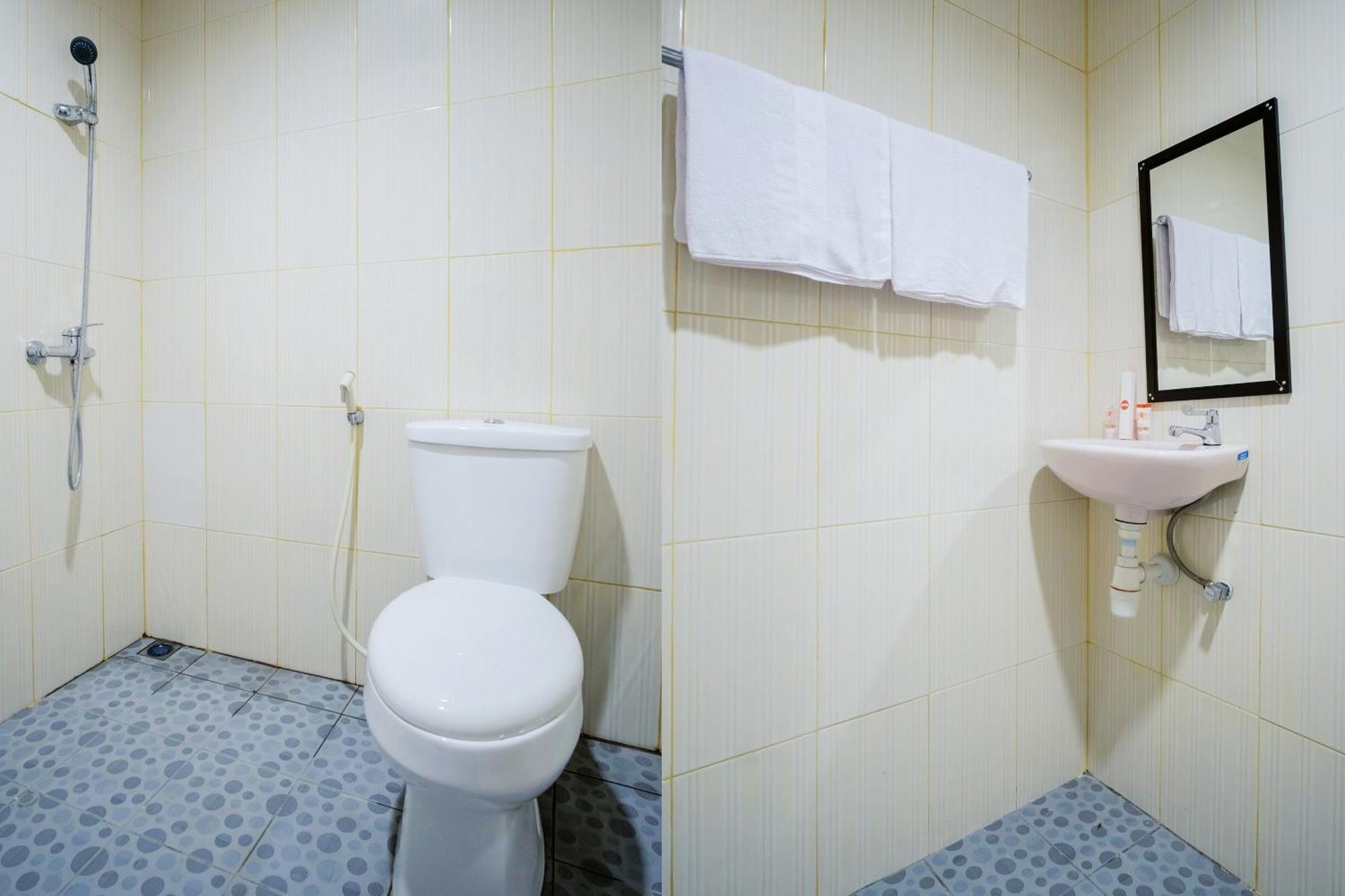 Oyo 622 Bakti Homestay Medan Bagian luar foto